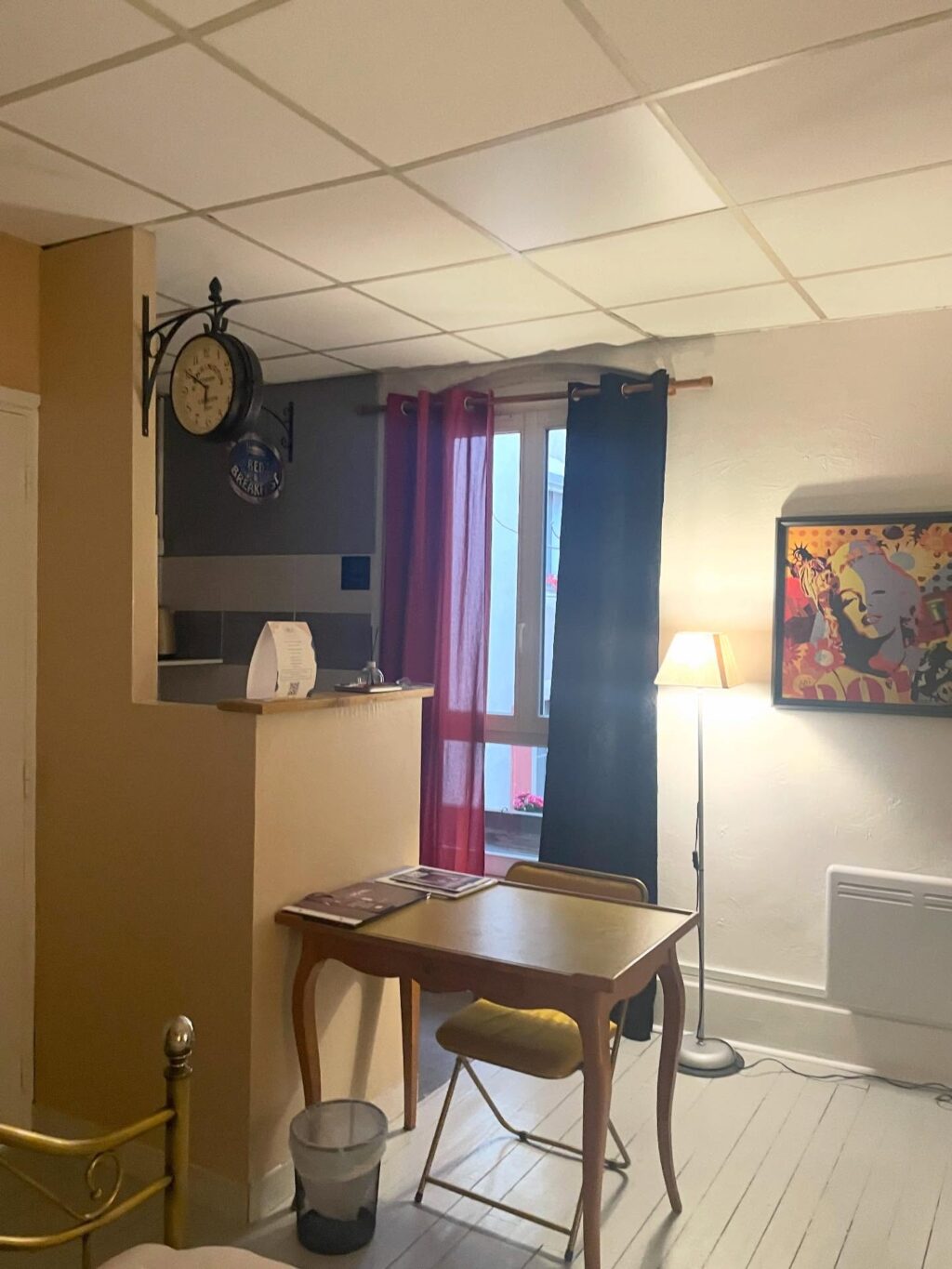 Instagram post from arianehotel_vichy. This post is in position 1.
