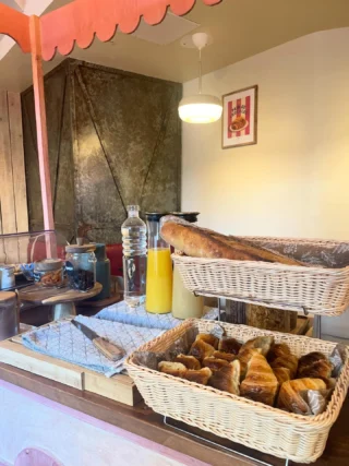 Instagram post from arianehotel_vichy. This post is in position 4.