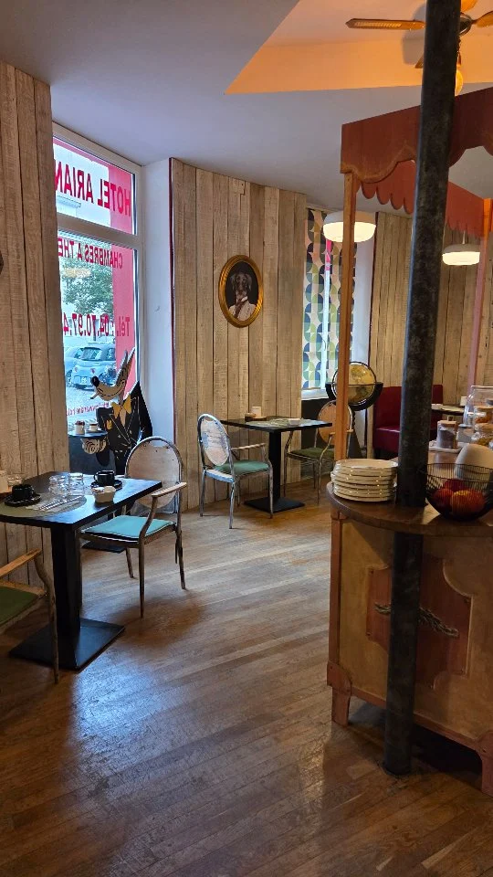 Instagram post from arianehotel_vichy. This post is in position 4.