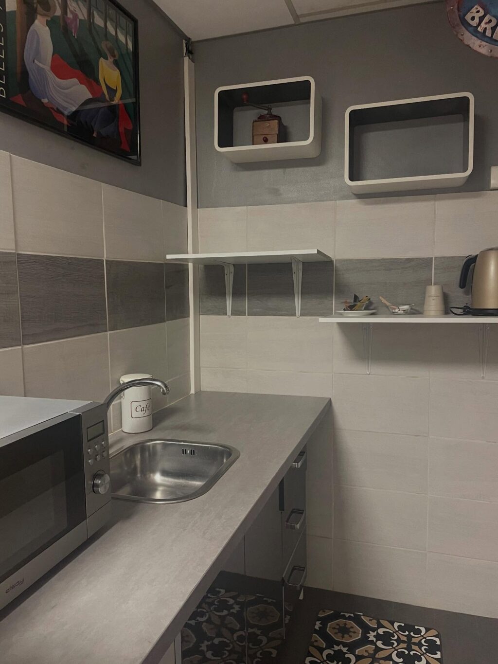 Instagram post from arianehotel_vichy. This post is in position 2.